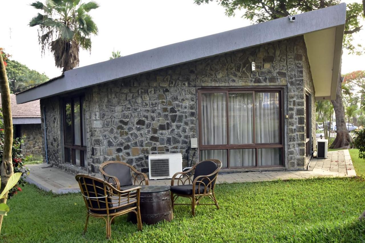 Caves County Resort Mālegaon Exterior photo
